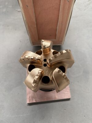 4-Blade Spiral PDC Reamer 4-Blade Spiral PDC Reamer